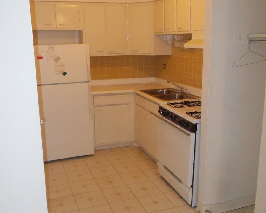 1st image of 5358 N Cumberland Ave APT 504-2