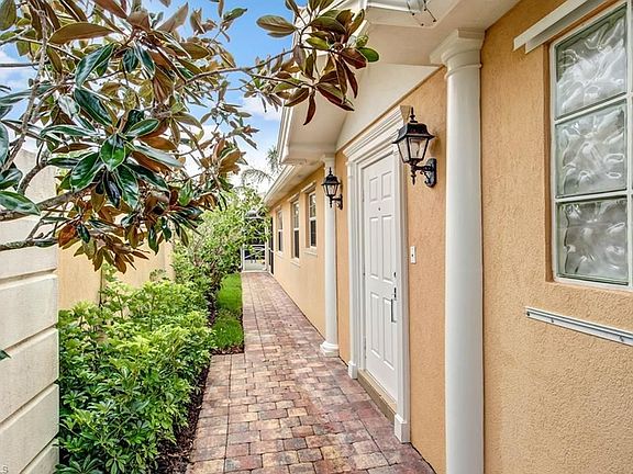 3rd image of 15405 Queen Angel Way