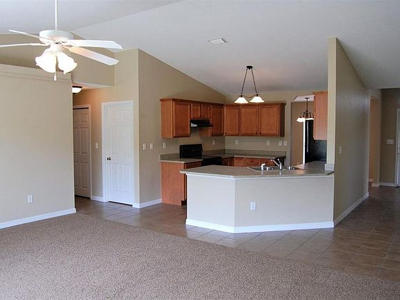 4th image of 12453 SE 102nd Ave
