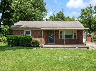 2203 Peaslee Rd, Shively, KY 40216