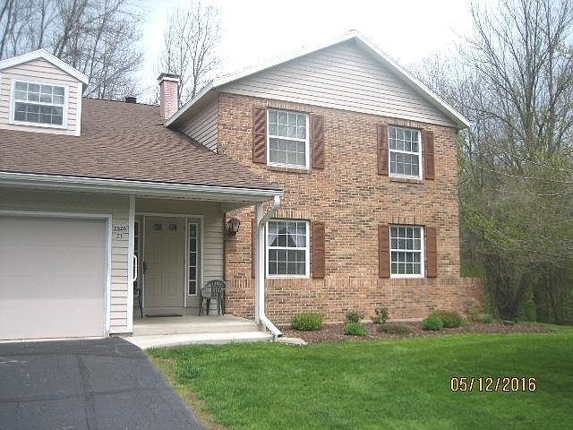 1st image of 2528 Cross Creek Dr APT A