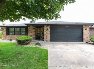 17612 William St, Lansing, IL 60438
