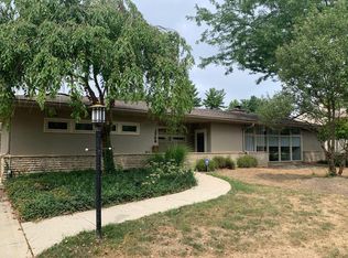 2568 Sherwin Rd, Columbus, OH 43221