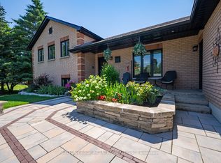 1277 Sunnidale Rd, Springwater, ON L9X 1W5