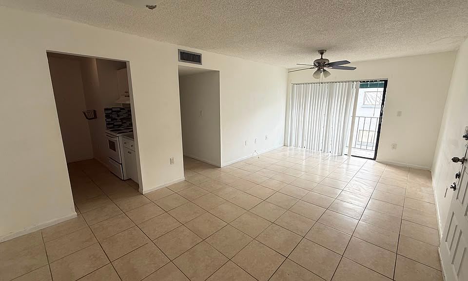 1st image of 7411 SW 152nd Ave APT 207
