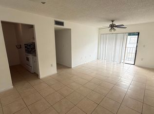 7411 SW 152nd Ave APT 207, Miami, FL 33193