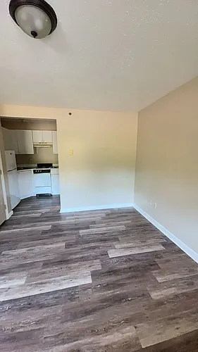 434 Russell Rd Photo 1