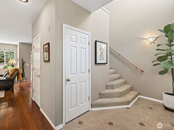 3rd image of 5100 Talbot Place S #D