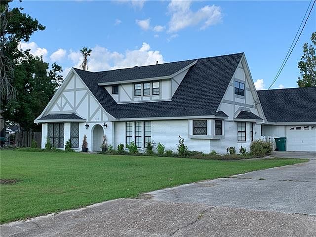 1st image of 733 Janice Dr