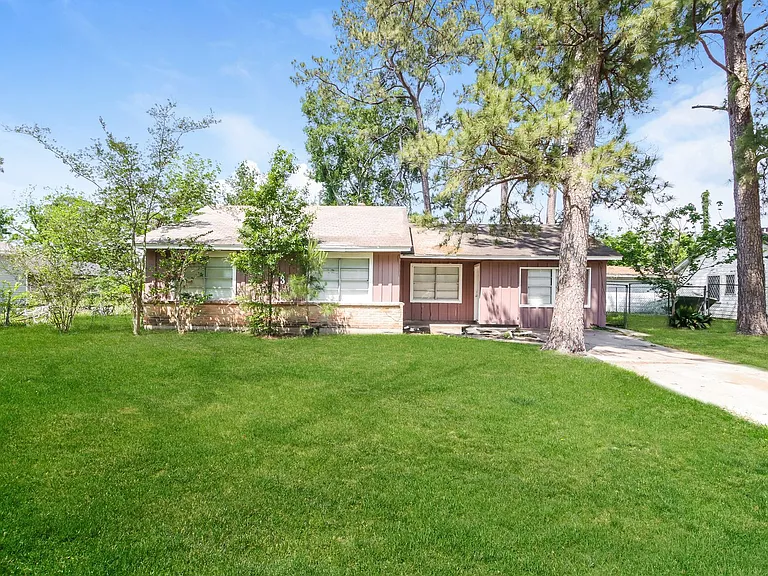 11235 Lemond Dr — Photo 4