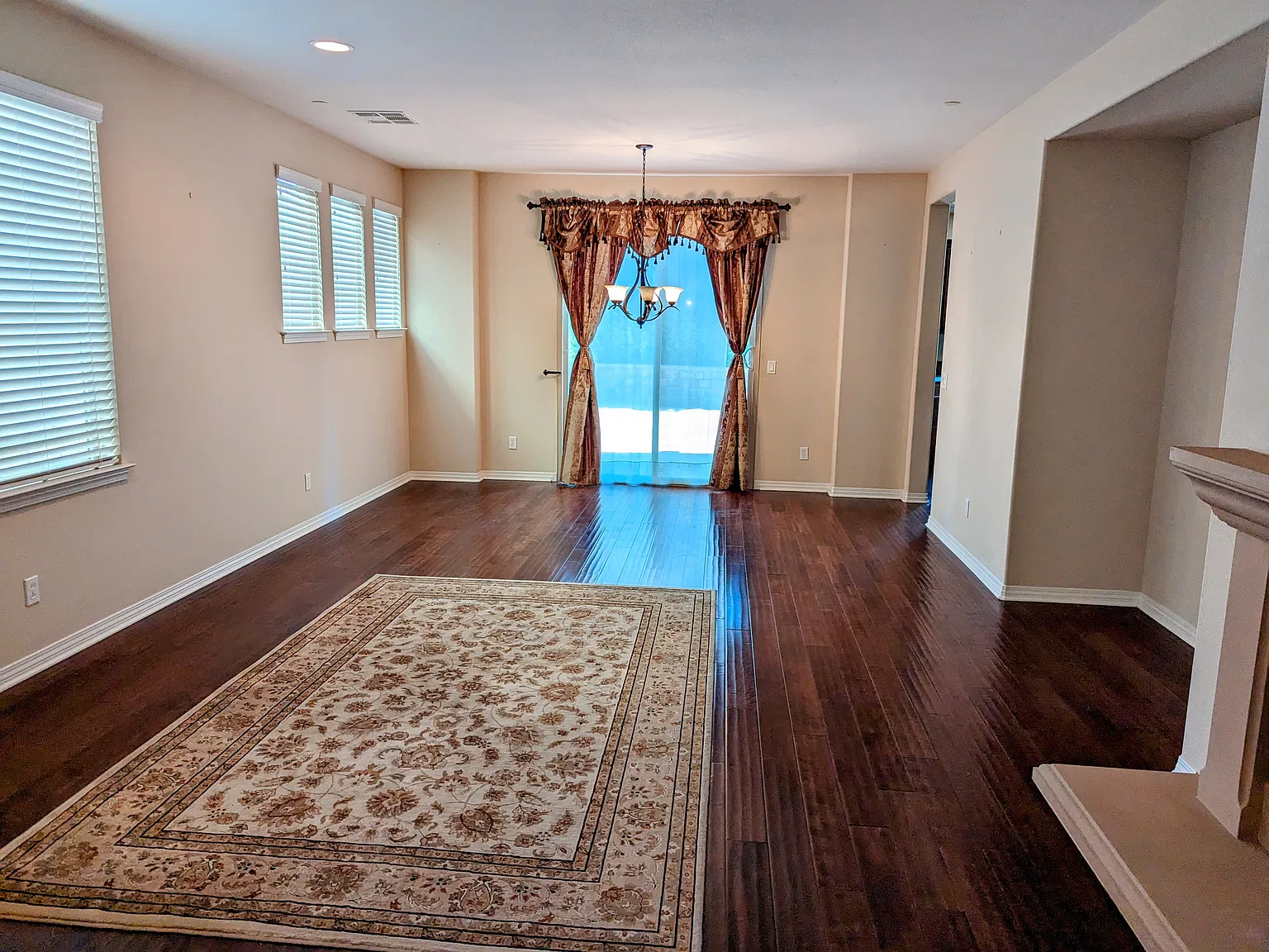4885 Carriage Run Dr — Photo 2