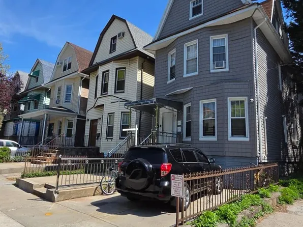 811 E 8th Street, Brooklyn, NY 11230