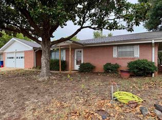 905 W Osage St, Marlow, OK 73055