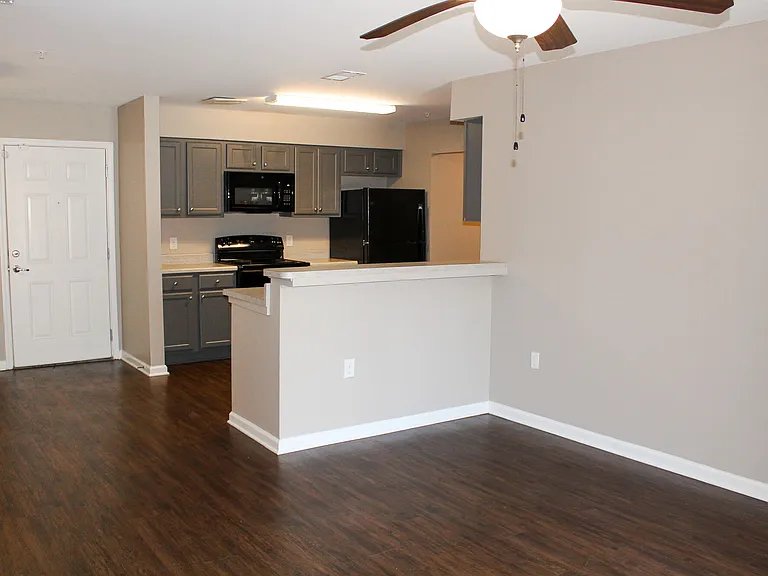Highland Terrace I — Photo 6