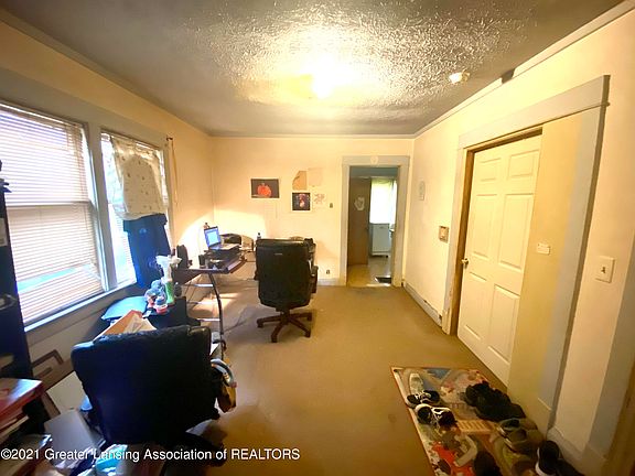 5th image of 1021 E Cesar E Chavez Ave