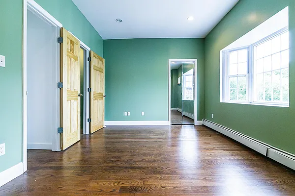 Rented by Nooklyn NYC LLC | media 57