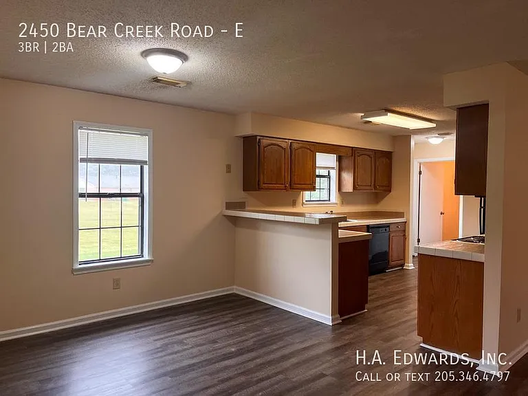 2450 Bear Creek Rd E #E — Photo 3