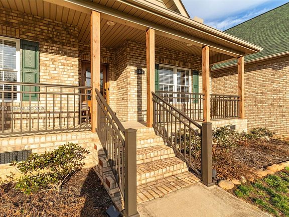 3rd image of 1545 Sides Rd