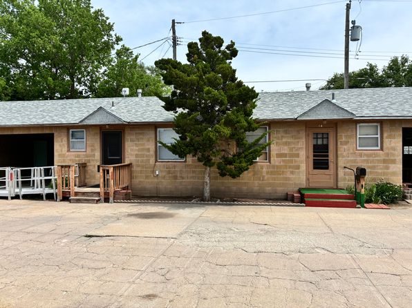 716 E Overland