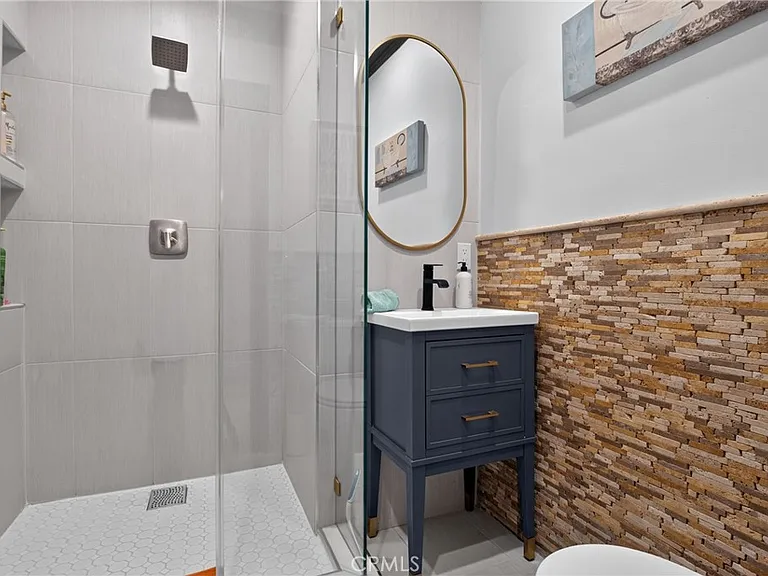6710 Kurl Way — Photo 34