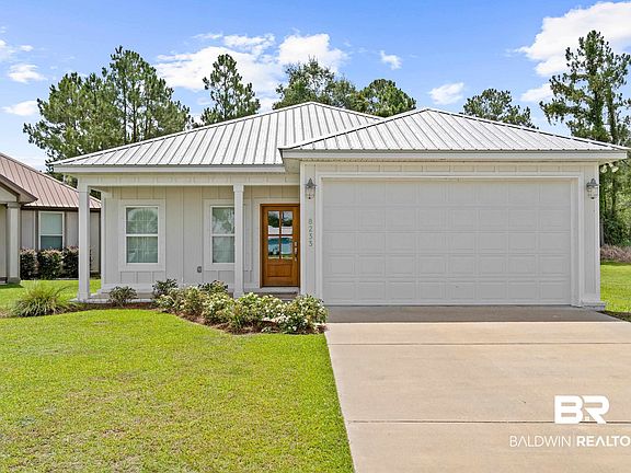 2nd image of 8233 Carmel Cir