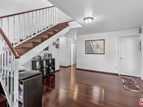 3rd image of 3006 S Dalton Ave
