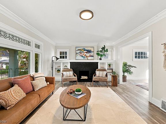 5th image of 2119 Hampstead Rd