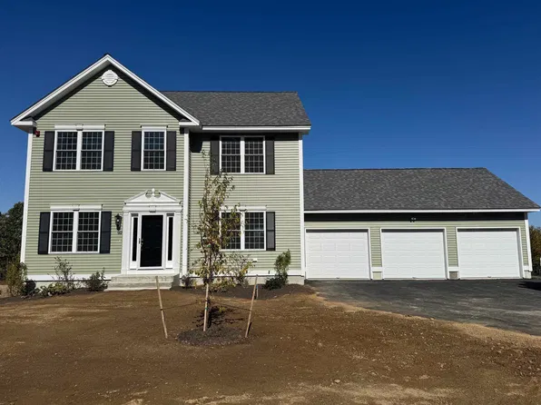 92 Lantern Drive, Sandown, NH 03873