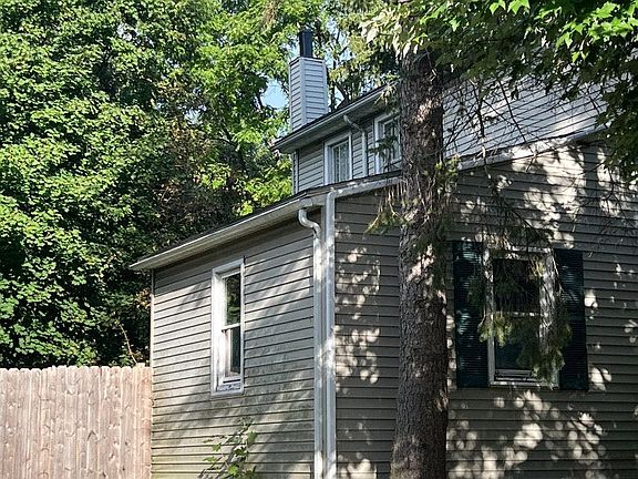 3rd image of 63 S Washington St