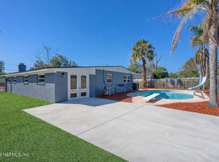 7661 Knoll Dr N, Jacksonville, FL 32221