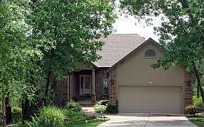 1st image of 425 Silverwood Cir