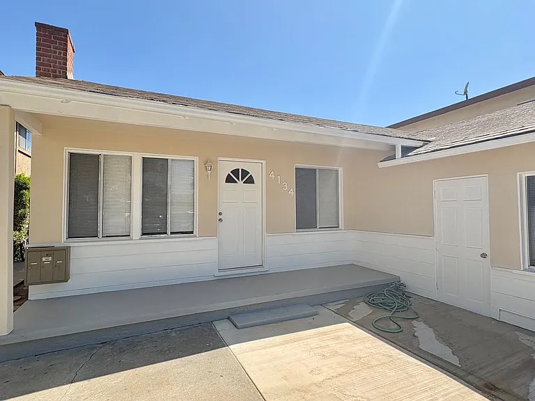 4134 1/2-3/4 Manhattan Beach Blvd — Photo 16