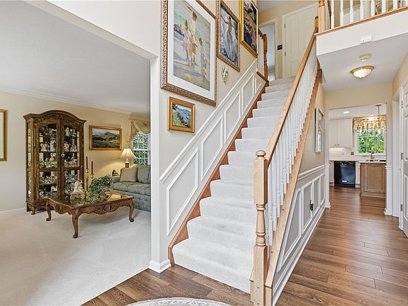 4th image of 5505 Steeplechase Ct