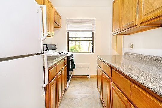 BRAND NEW CABINETS,COUNTER TOPS