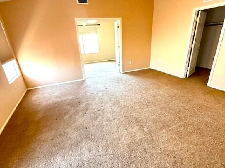 5200 W Shannon St — Photo 9