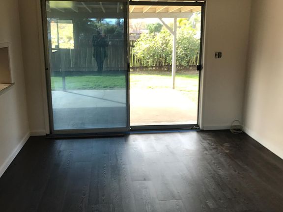 4th image of 2052 Bear Valley Pkwy