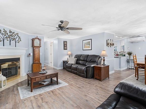 4th image of 34 B Eagle Run Unit 34B