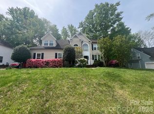 8610 Forest Shadow Cir, Cornelius, NC 28031