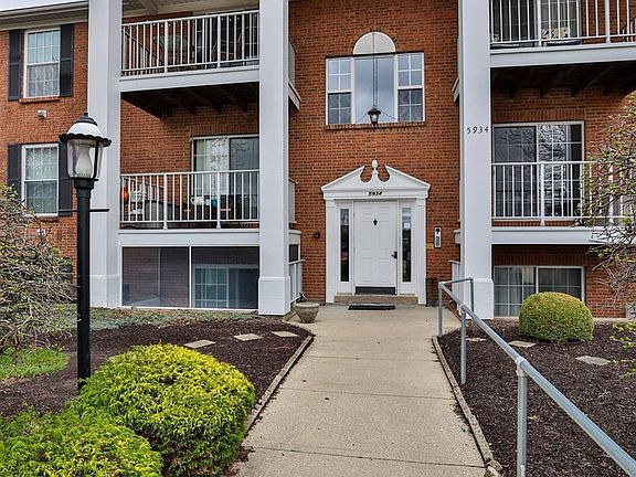 2nd image of 5934 Harrison Ave Unit 3