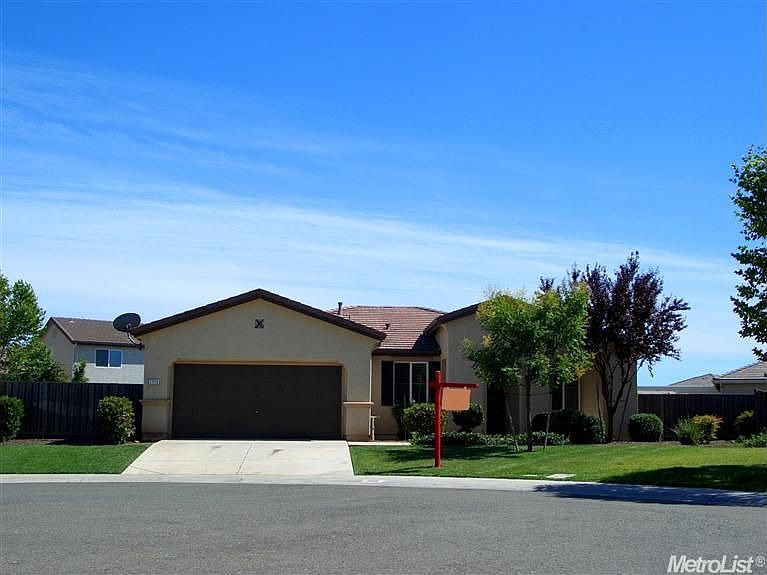 1st image of 1715 Croft Ct