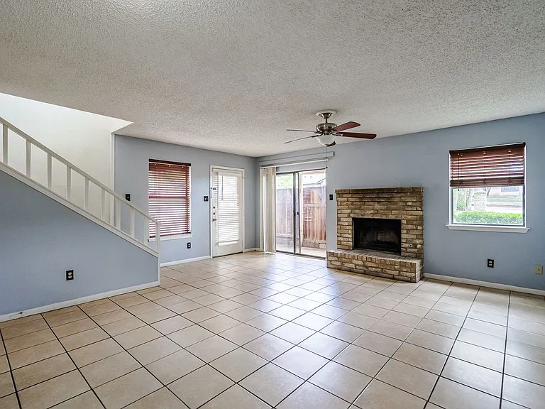 7825 Beauregard Cir — Photo 11
