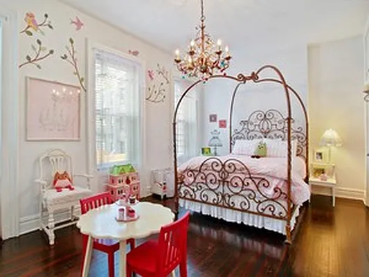 Rented by Corcoran | media 5