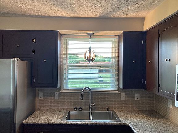 2nd image of 207 Sewell Dr
