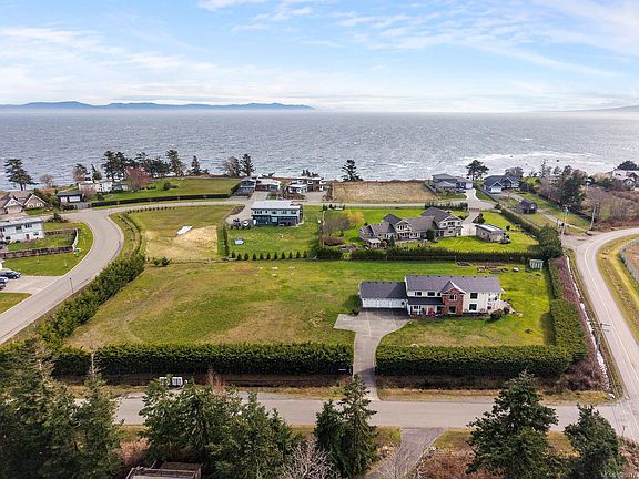 2nd image of 1167 Tara Rd