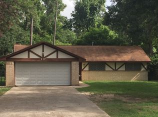 117 Red Oak Ln, Conroe, TX 77304