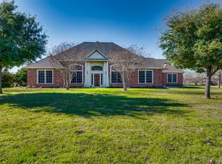 557 Pratt Rd, Red Oak, TX 75154