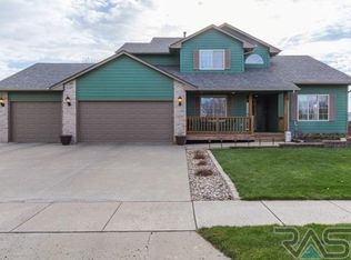 5000 S Briarwood Ave, Sioux Falls, SD 57108