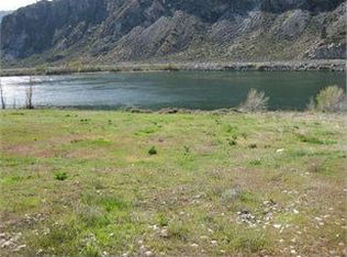 21 N Shore Dr, Orondo, WA 98843