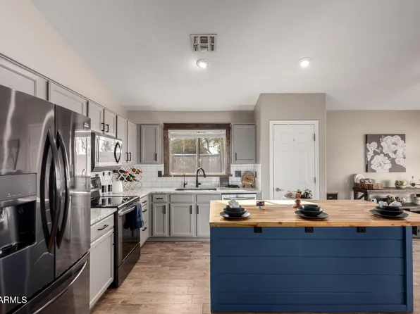 3424 E FLAMINGO Court, Gilbert, AZ 85297