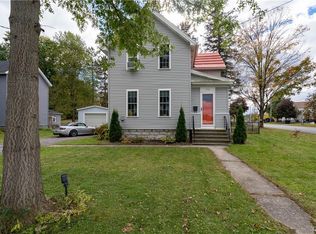 29 Stone St, Carthage, NY 13619